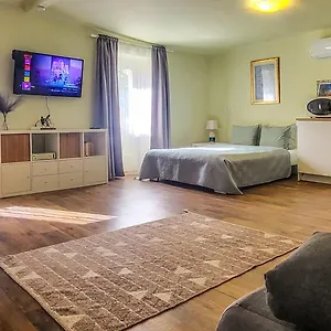 Апартаменты Mi Casa Vendeghaz -, Эгер